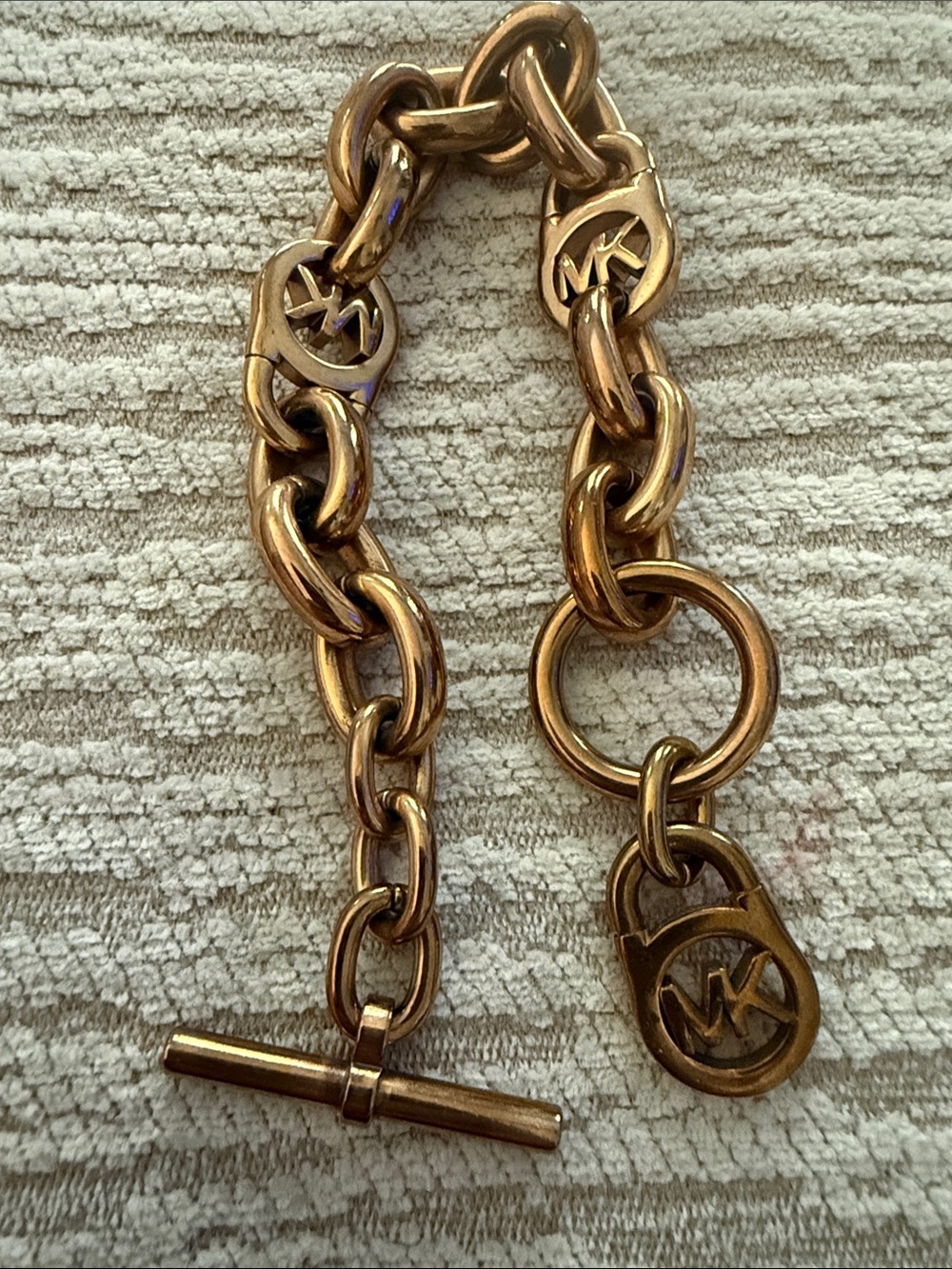 Michael Kors Heritage Chunky Rose Gold Chain Link Toggle Padlock MK Bracelet